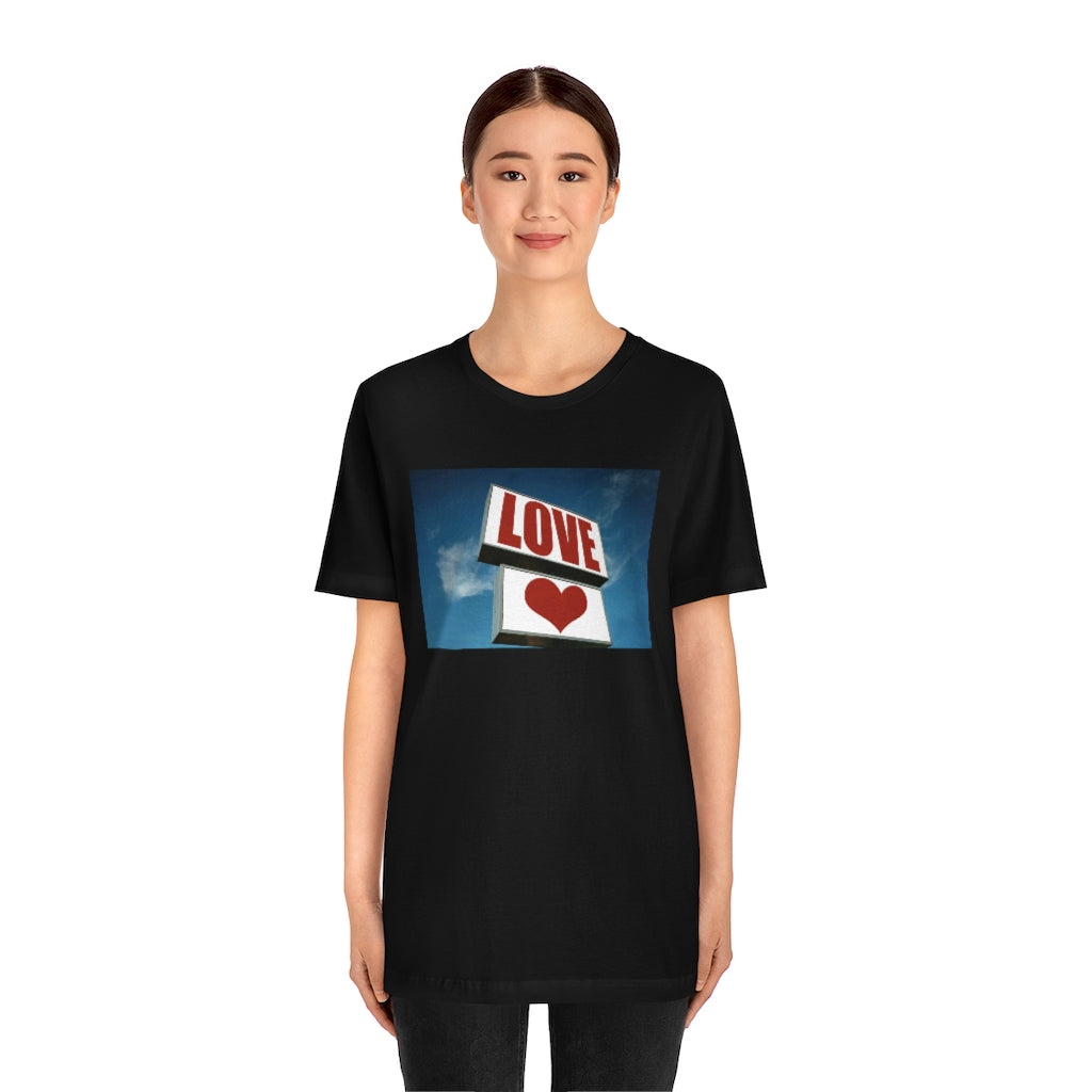 Love Sign Tee